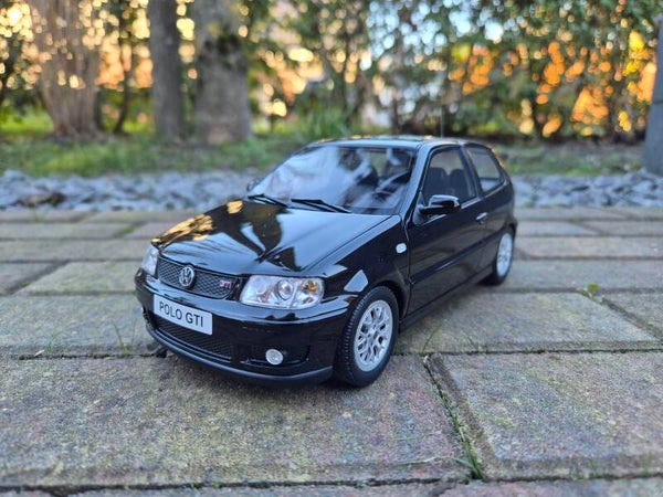 Ottomobile 1:18 Volkswagen Polo N GTI Black Magic 2001 (OT1086)