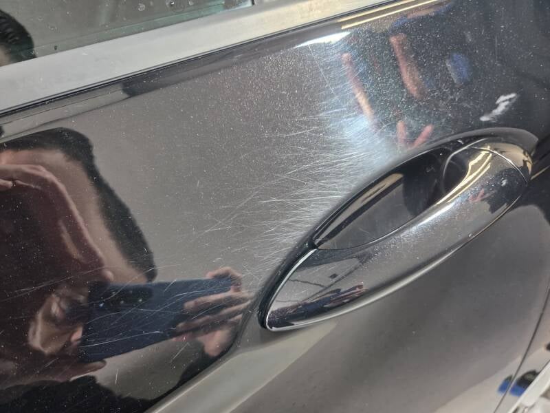 Polijst aanvraag voor uw auto