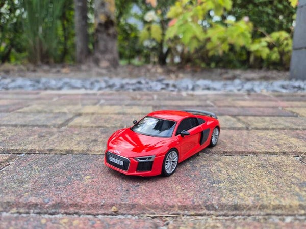 Herpa 1:43 Audi R8 V10 plus Coupe Dealermodel