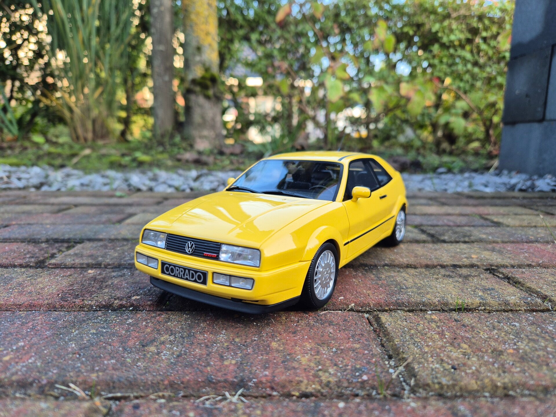 Ottomobile 1:18 Volkswagen Corrado G60 Yellow Nugget 1988 (OT1385)