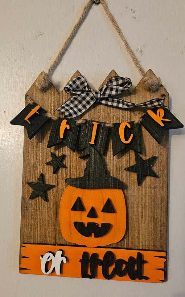 Trick or treat sign