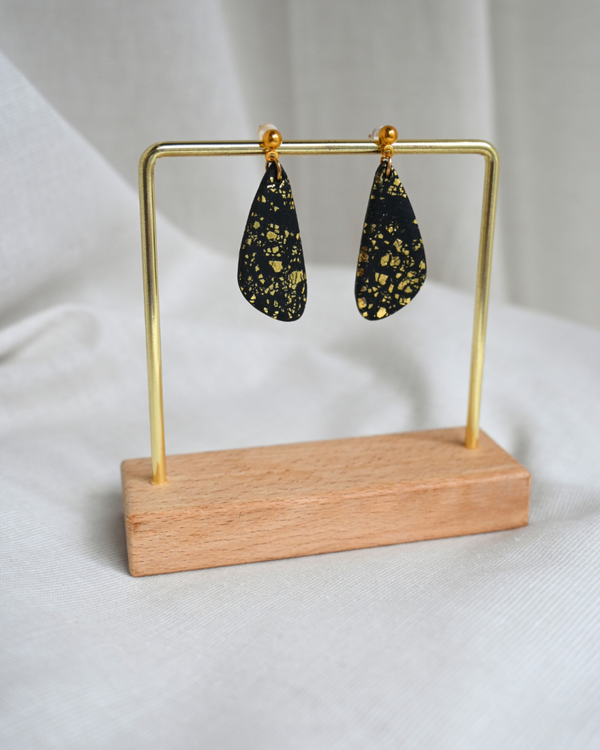 Aveline || Onyx Gold