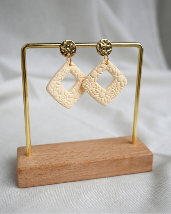 Clémence || Poudre d'Amande