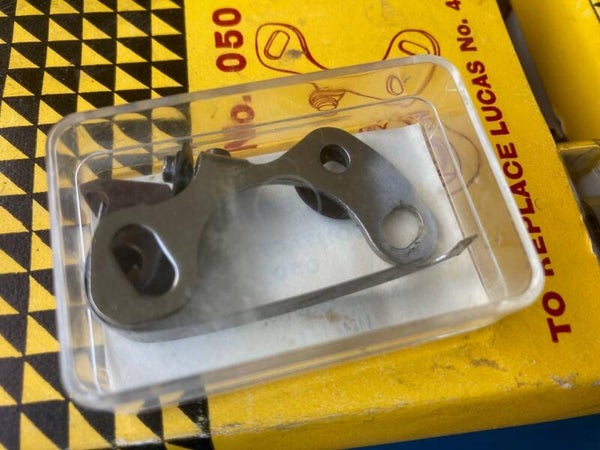 260073 - Contact breaker point 1948-1953