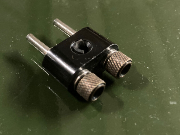 Land Rover dashbord auxilary plug
