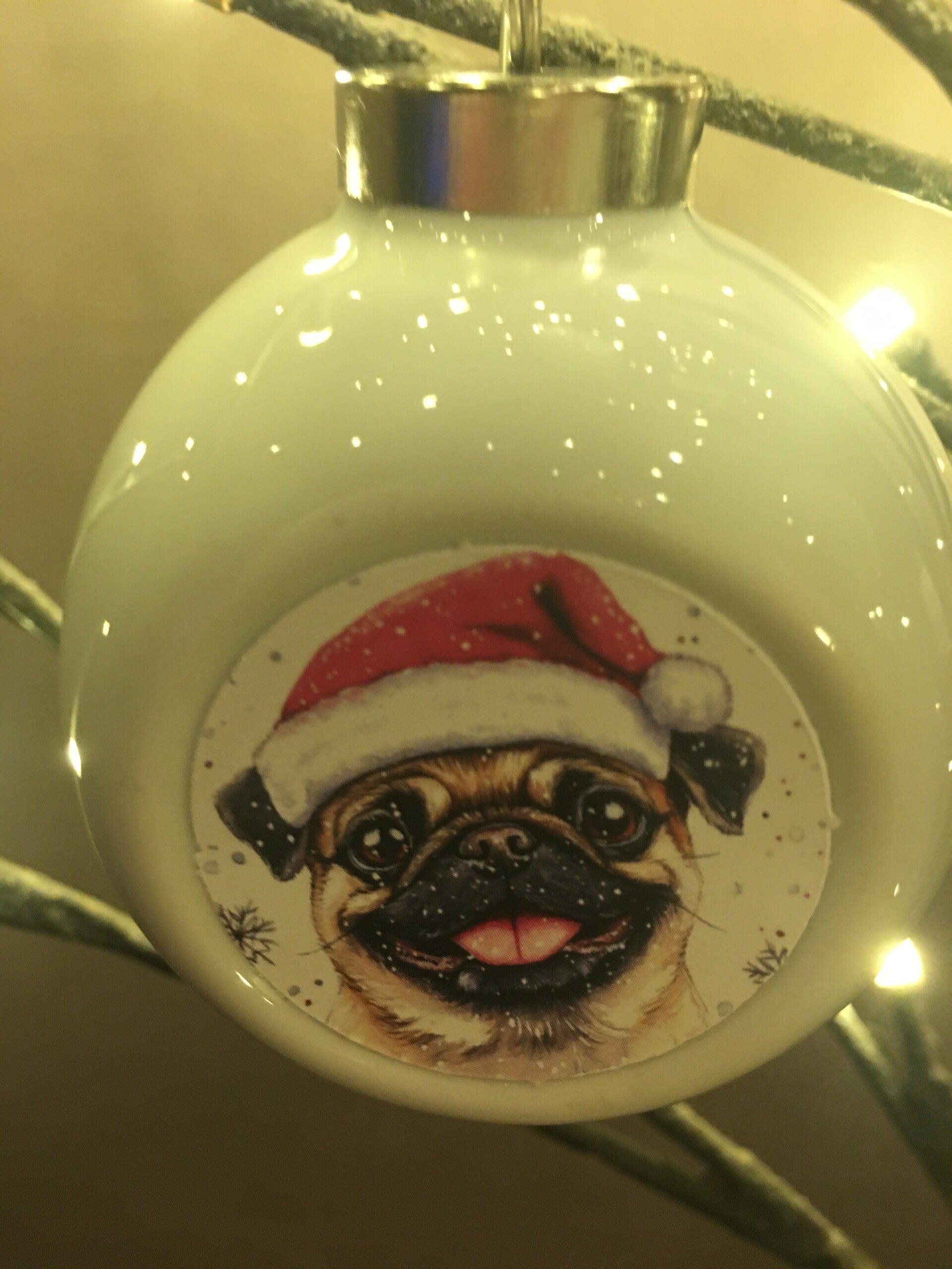 Witte kerstbal hondje