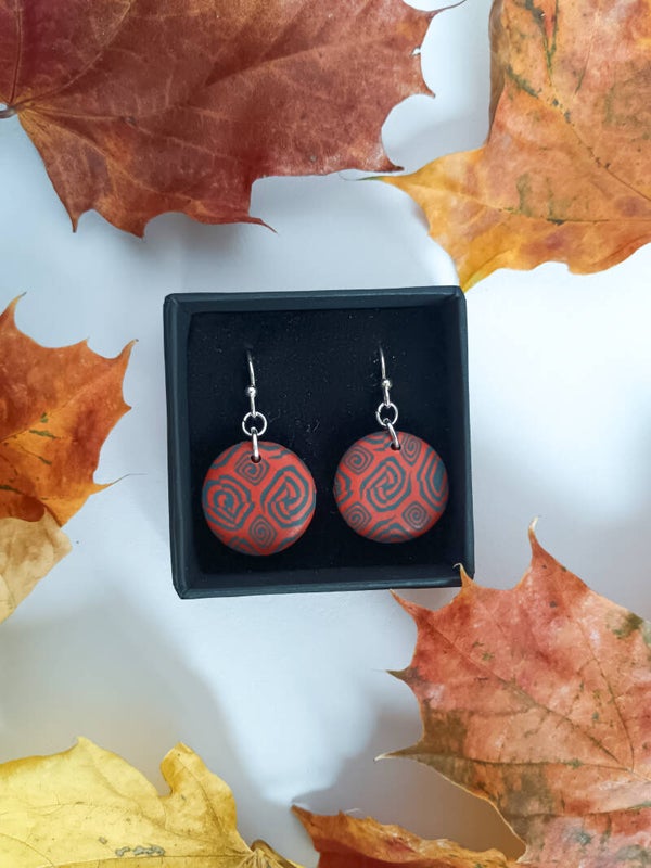SWIRL small circle earrings