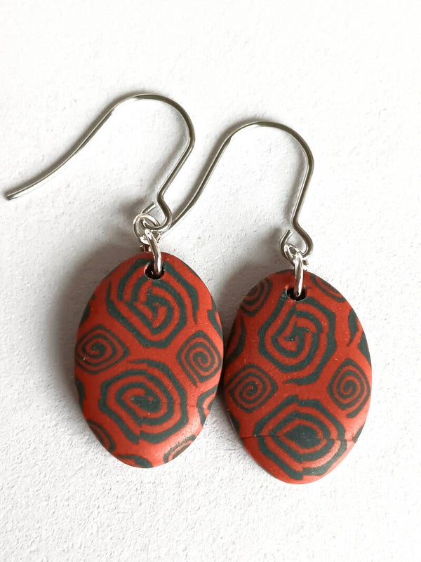 SWIRL small oval earrings