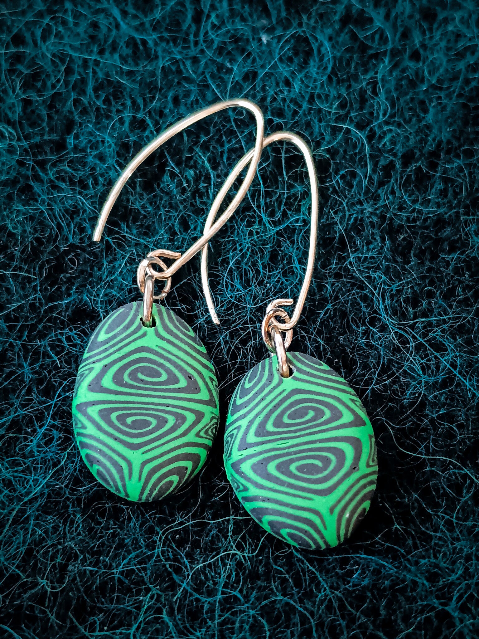 GEO small oval earrings