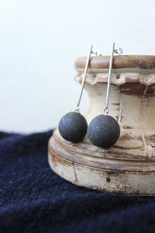 Wrecking Ball I earrings