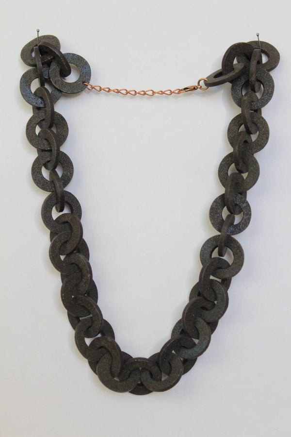 Brutalist chain chocker in brown