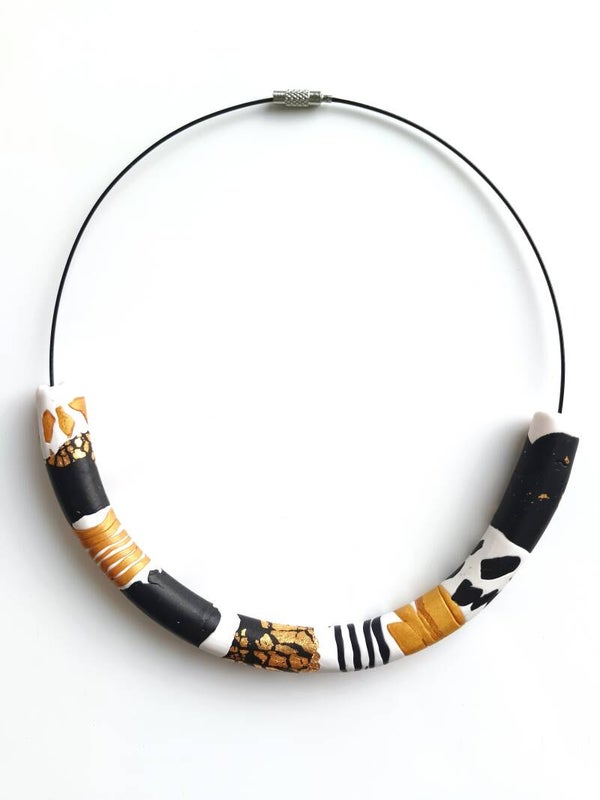 Gold accent chocker necklace