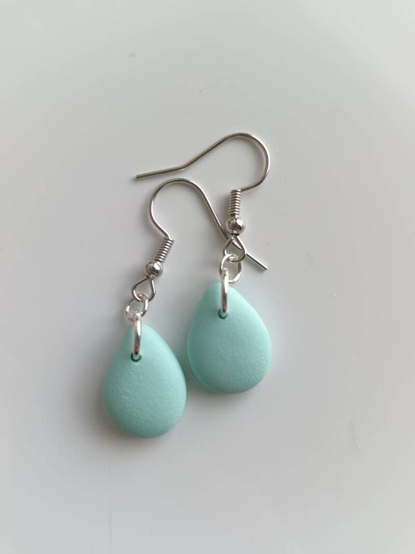 Mint green small teardrop earrings