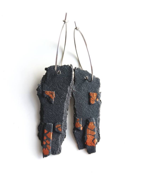 Razzle Dazzle Torn Strip earrings grey