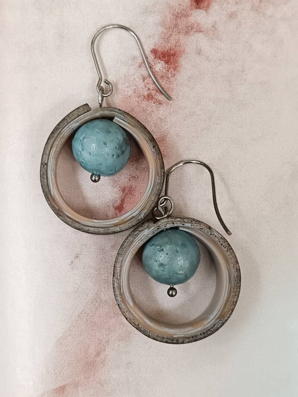 Small circular dangles