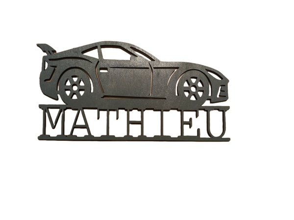 Voiture en bois avec prénom personnalisable