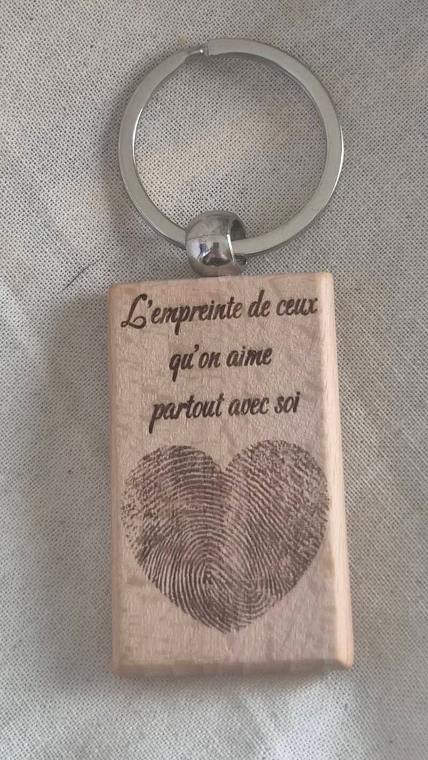 Porte-clés en bois empreinte