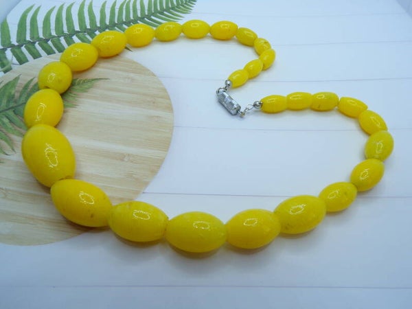 Vintage Art Deco Bead Yellow Czech Spun Beads Graduated Necklace