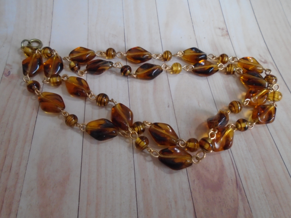 Vintage Stunning Striped Black and Amber Tiger Glass Bead Chain Linked Necklace.
