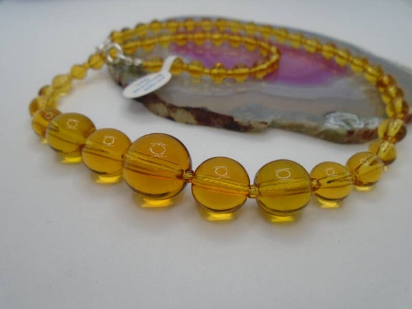 Vintage Jewellery Amber Graduated Glass Bead Long Necklace.