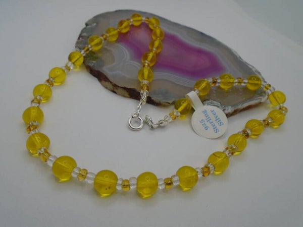 Pretty Vintage Yellow and Clear Crystal Round Glass Beaded Restrung Sterling Silver Necklace.