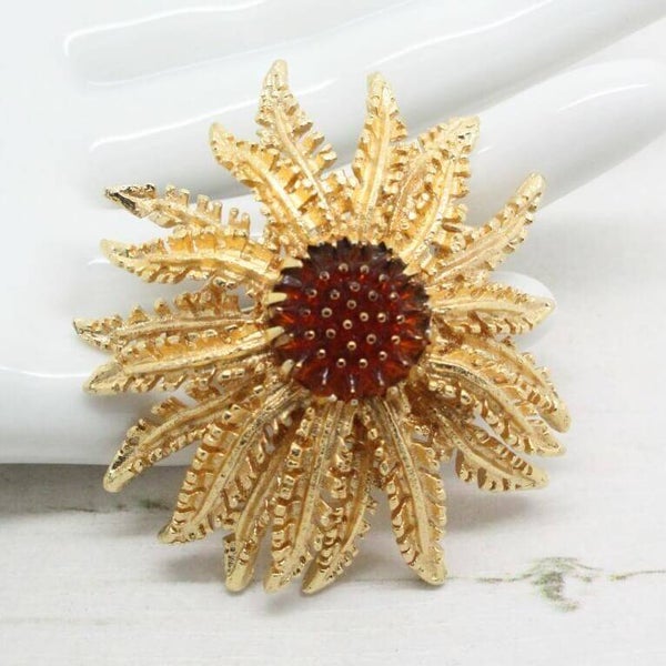 Vintage Goldtone Cosmopolitan Amber Floral Sarah Coventry Brooch