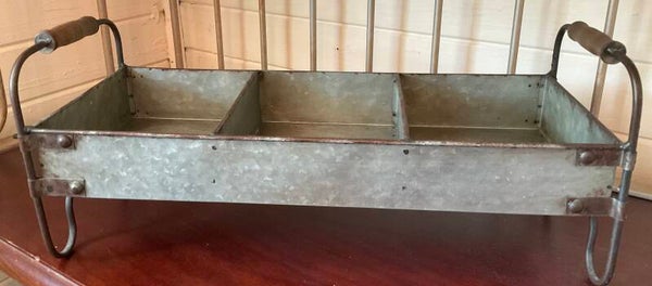 Metal serving tray