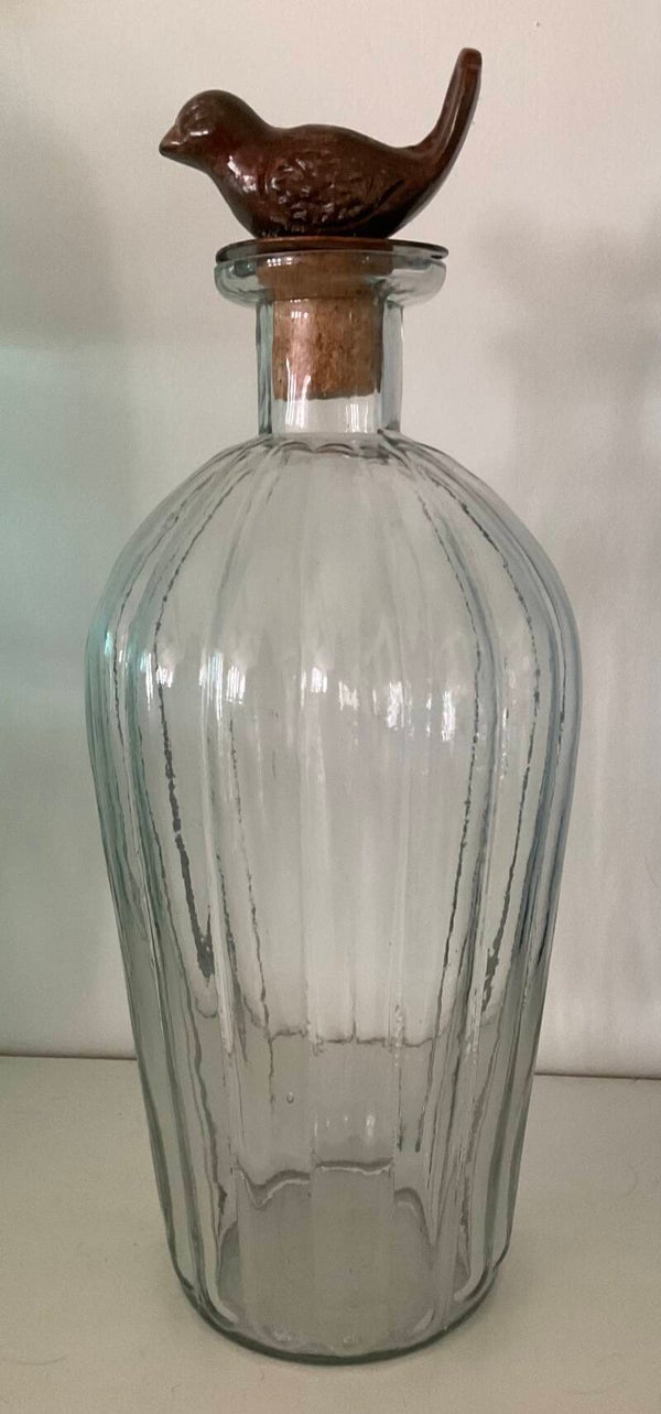 Decanter with stopper