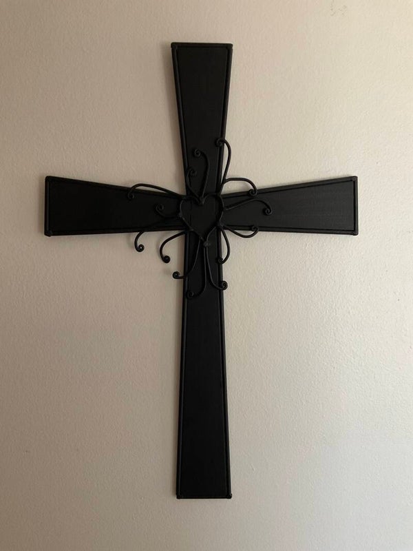 Cross with heart centered