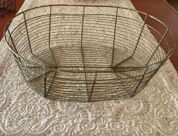 Wire basket