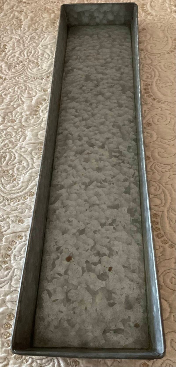 Metal tray