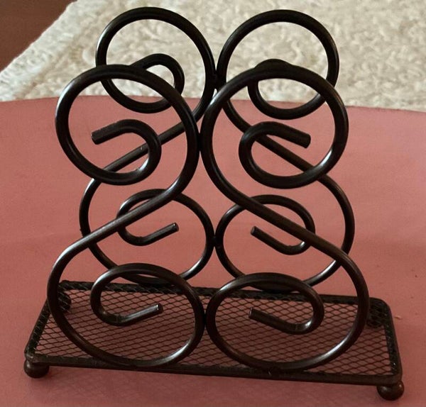 Letter/napkin holder