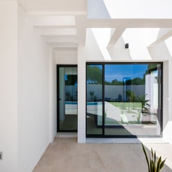 exterior-4-standard.jpg