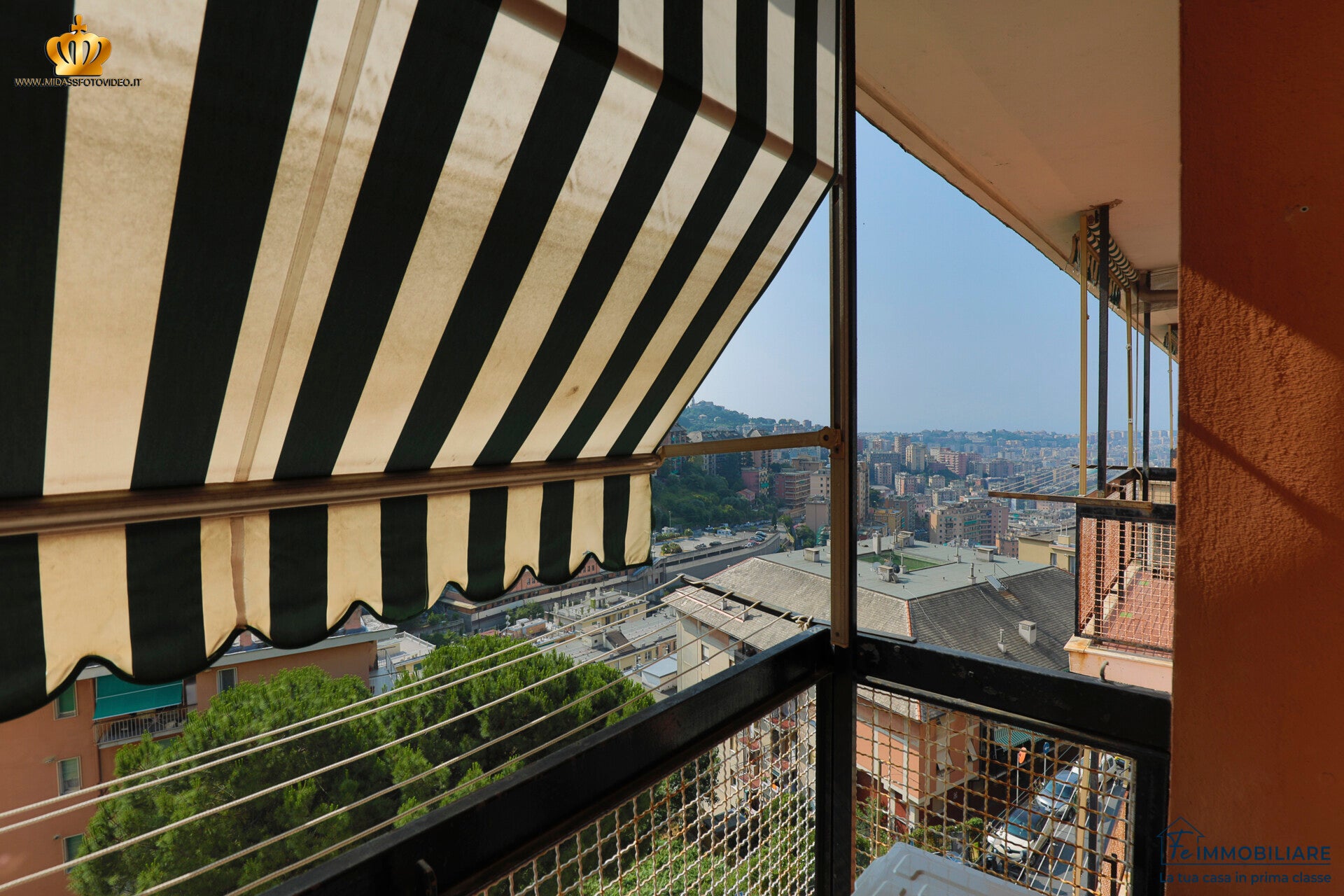 VIA ROBINO ALTA – 85 MQ – RISTRUTTURATO – DOPPI BALCONI – DOPPI SERVIZI