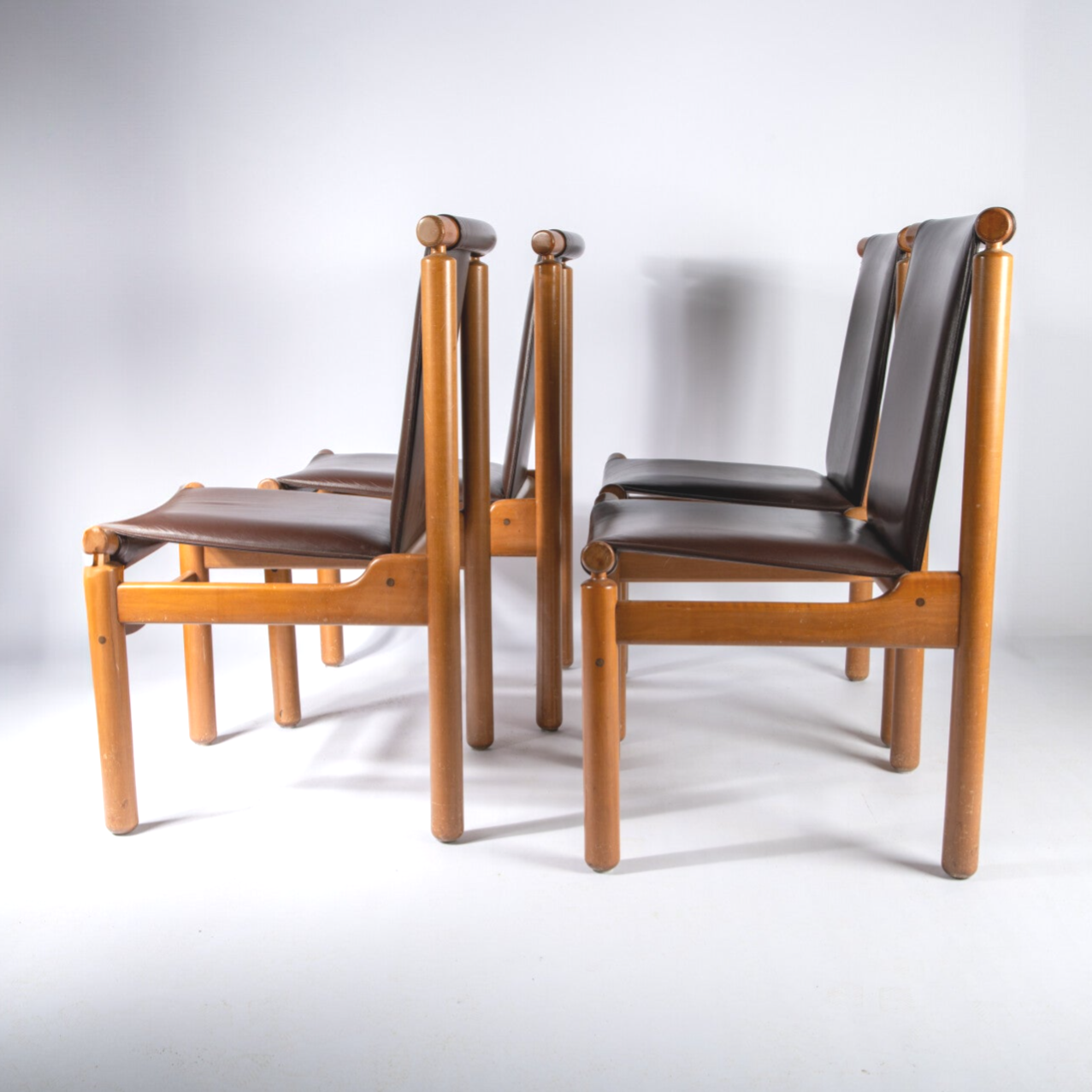 Dining chairs designed by Tapiovaara for La Permanente Cantù, Italy 1970s (set of 4)