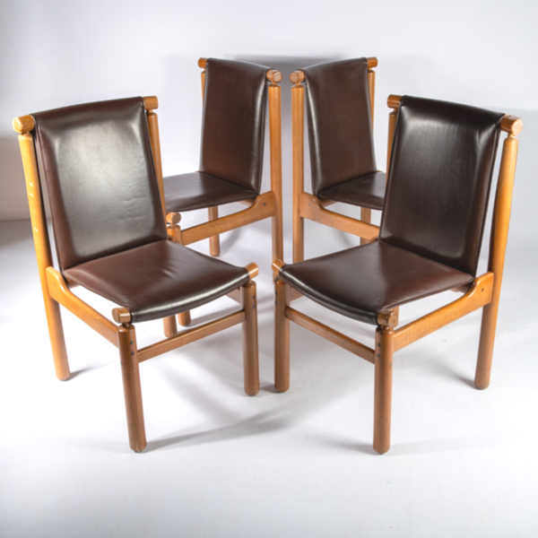 Dining chairs designed by Tapiovaara for La Permanente Cantù, Italy 1970s (set of 4)
