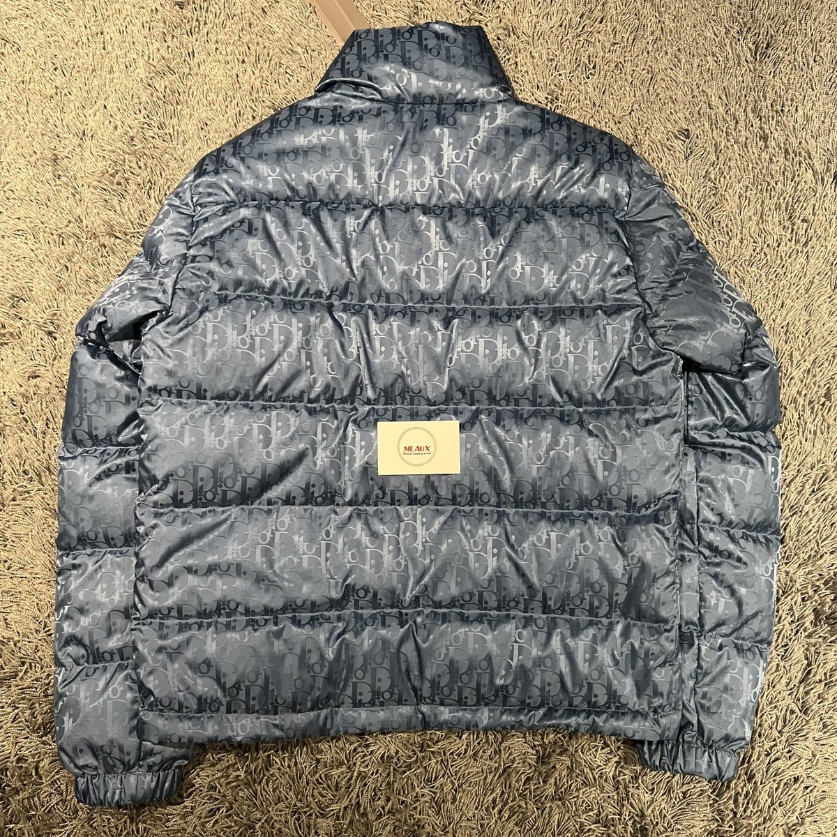 ef7e1efc-d124-4322-b09e-