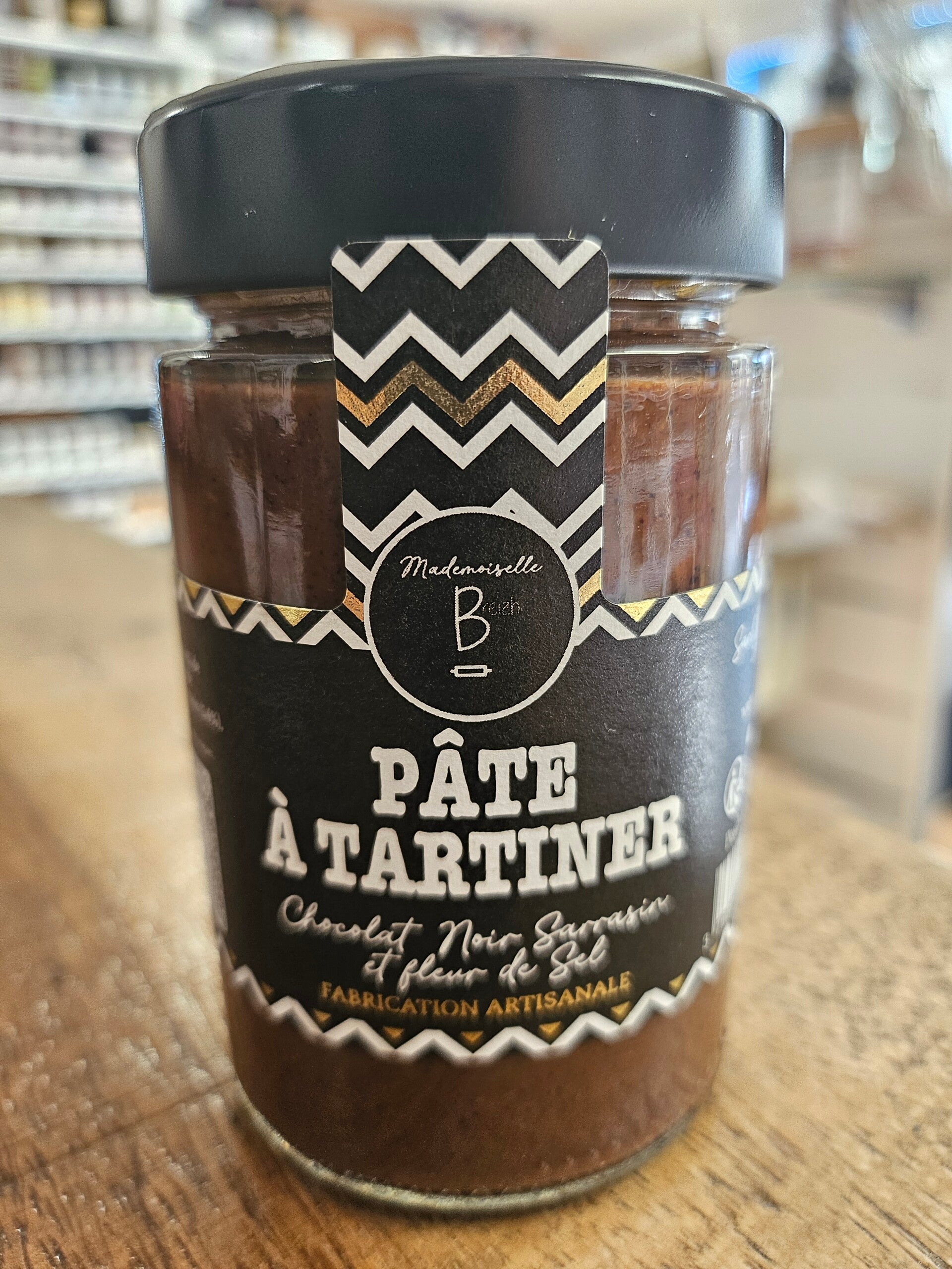 Pate a tartiner chocolat noir, sarrasin et fleur de sel