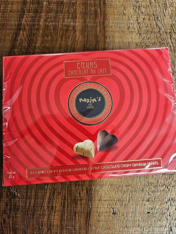 8 cœurs au chocolat lait truffes de gianduja aux éclats de crepes de dentelle