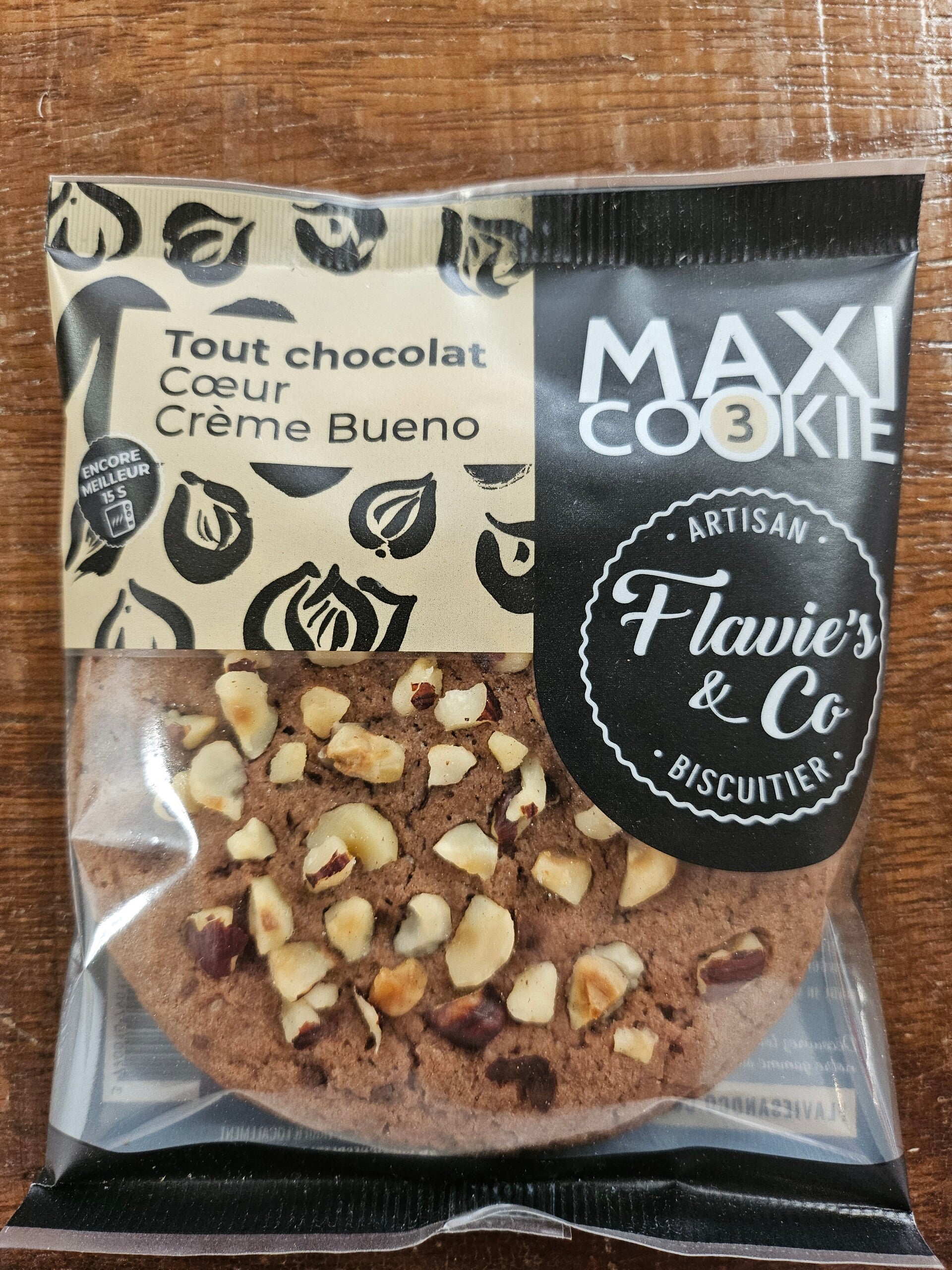 Maxi Cookie tout chocolat coeur crème bueno