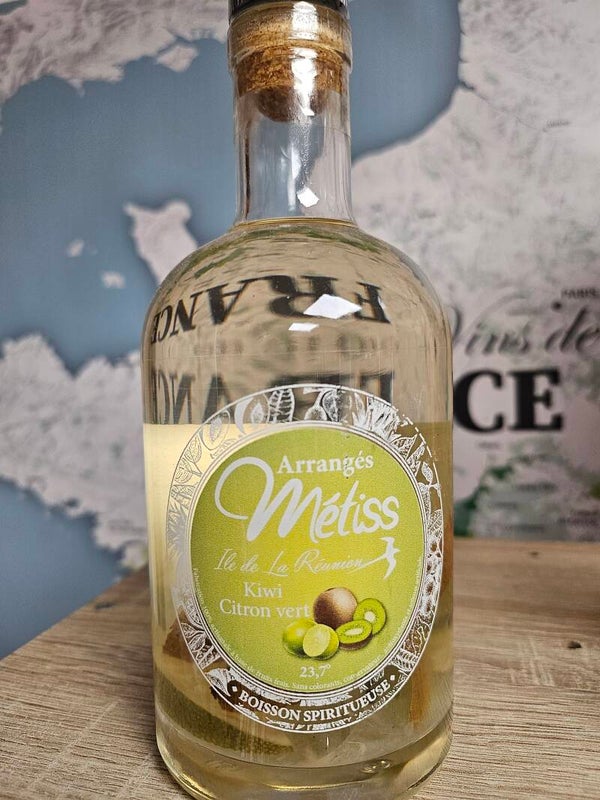 Rhum arrangé Kiwi Citron vert, RHUM MÉTISS DE L'ÎLE DE LA RÉUNION, 35 cl 23,7% vol