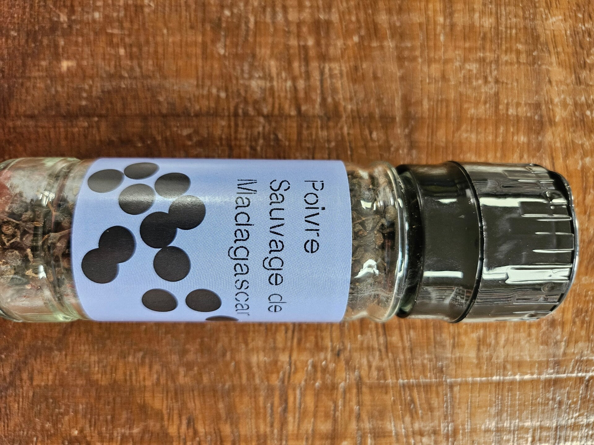 Moulin rechargeable POIVRE SAUVAGE DE Madagascar, BISOU SALÉ, produit Breton 50g