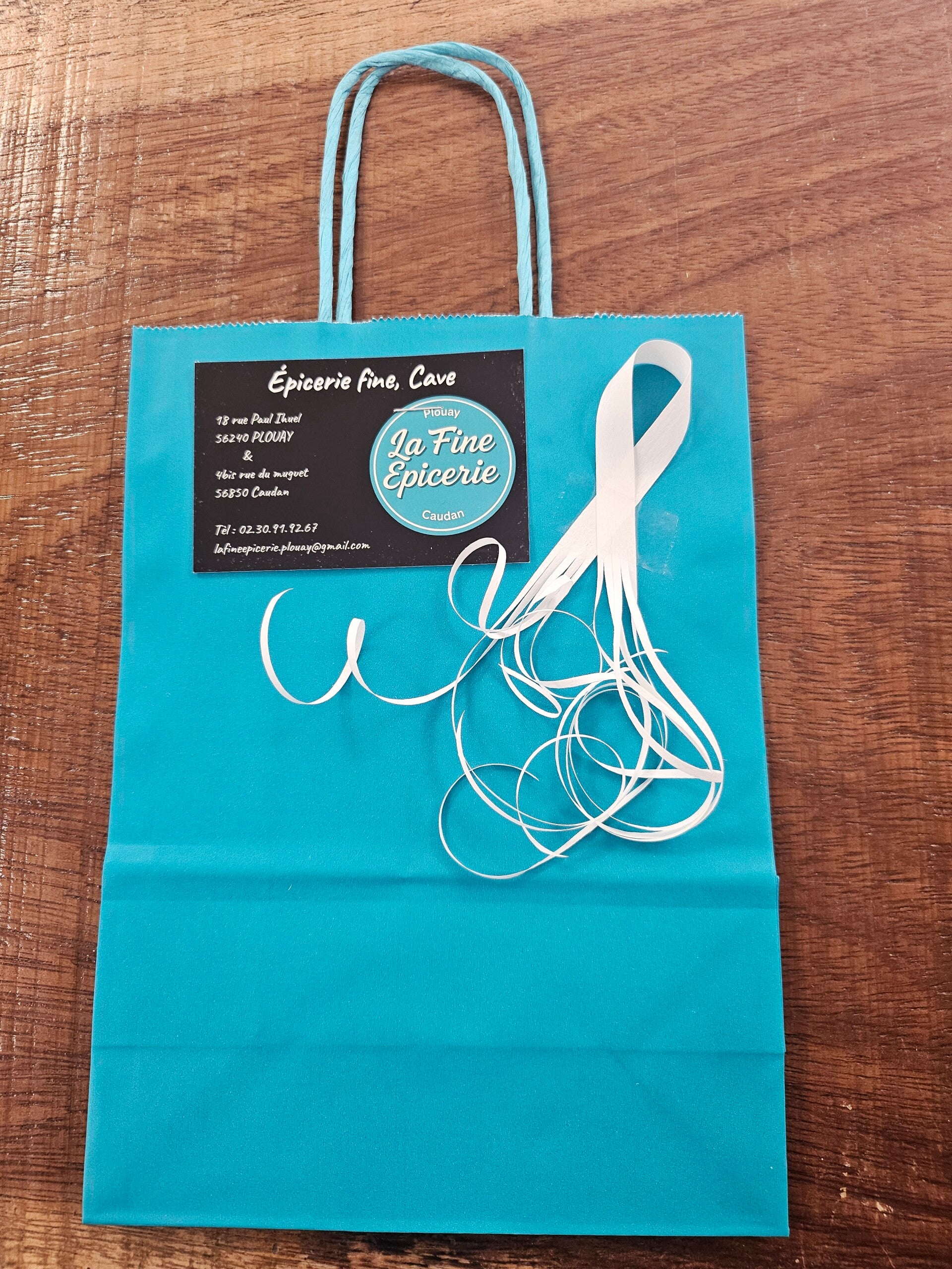 Petit sac cadeau 3 /4 produits