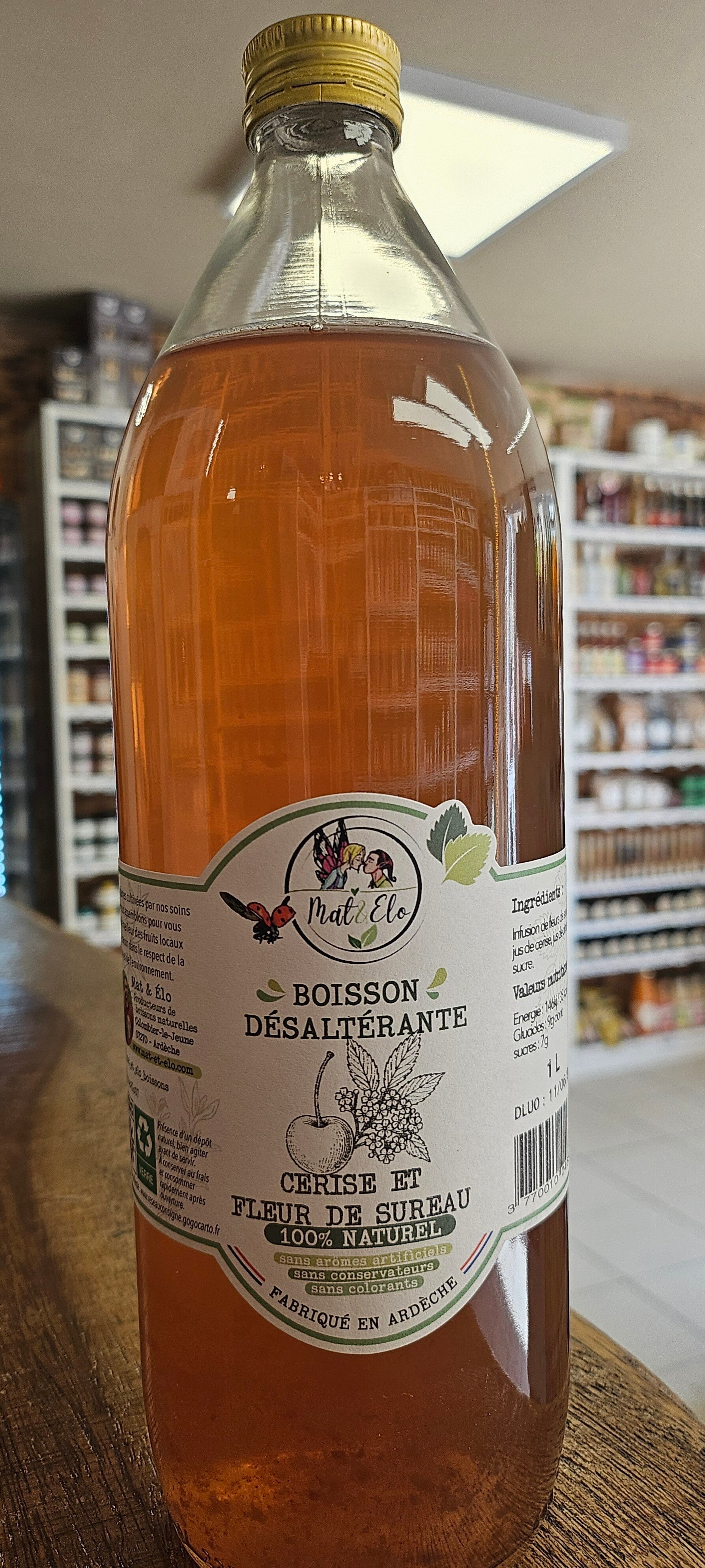 Boisson aux infusions de plantes Françaises, Cerise et Fleur de Sureau, 100% naturel, MAT ET ÉLO, fabriqué en Ardèche, sans conservateurs, sans colorants et sans arômes artificiels, 1 litre