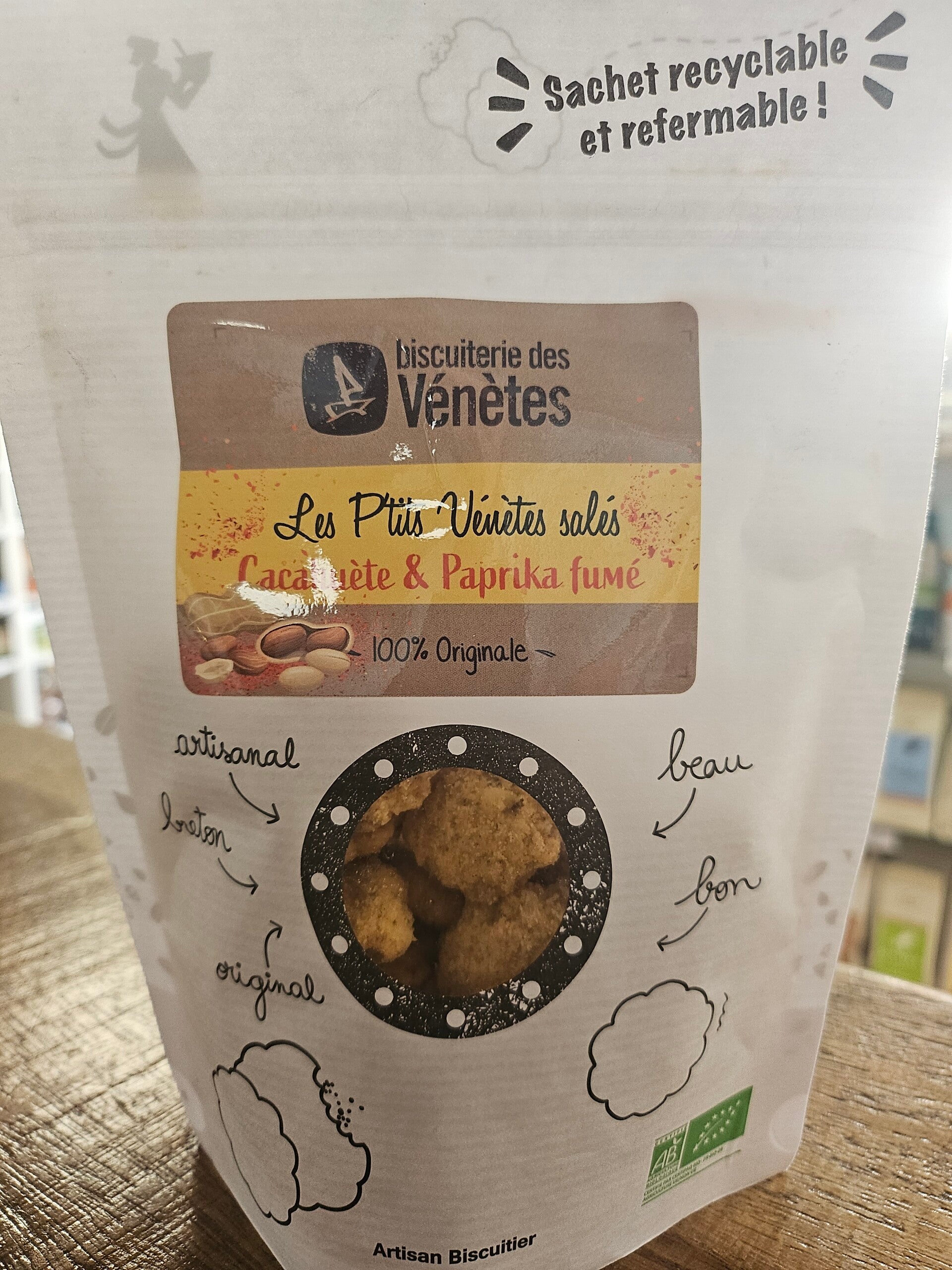 Les P'tits Vénètes salés, Cacahuètes et paprika fumé, BIO et Breton, BISCUITERIE DES VÉNÈTES, 125g