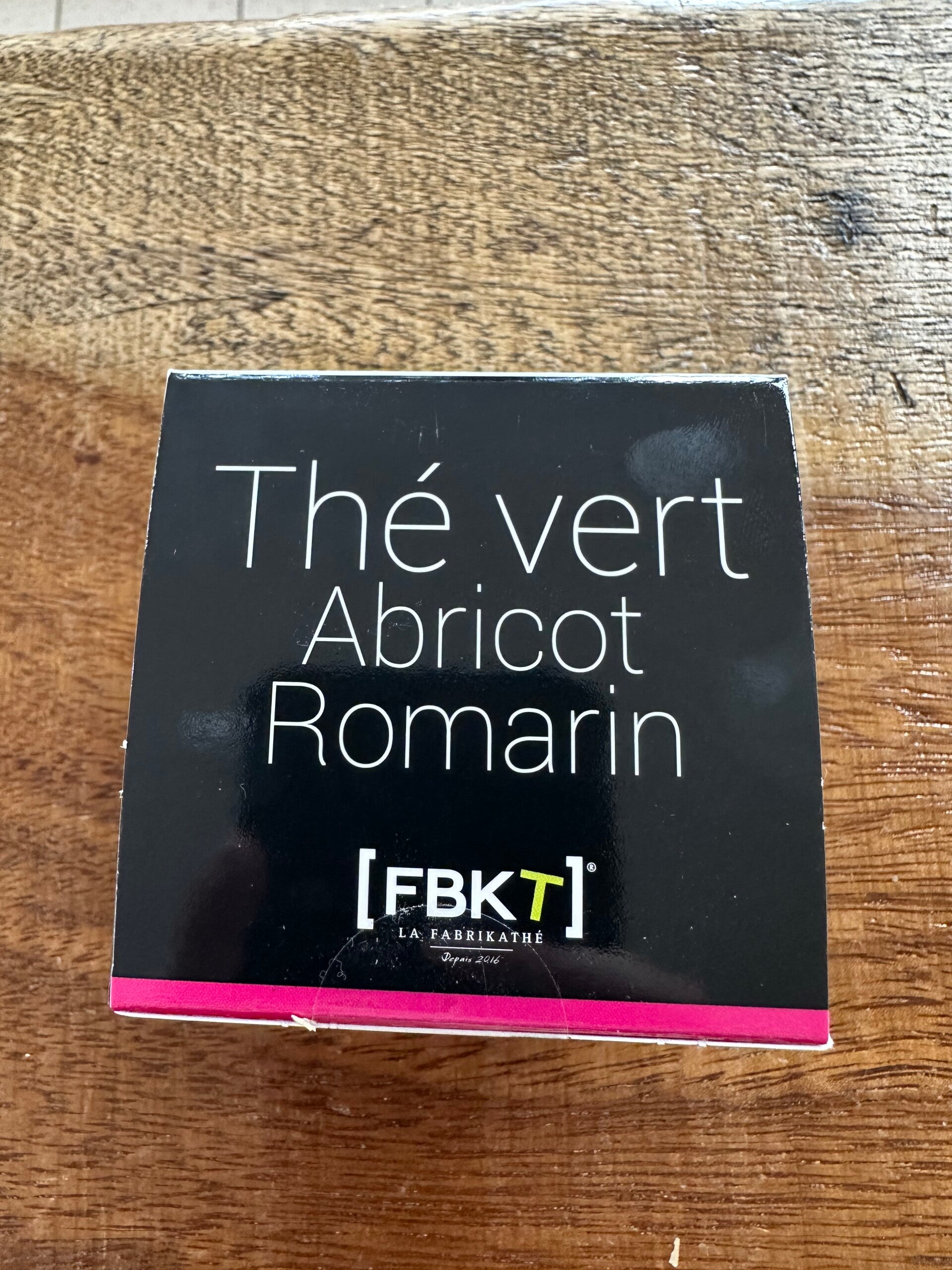 The vert Abricot Romarin