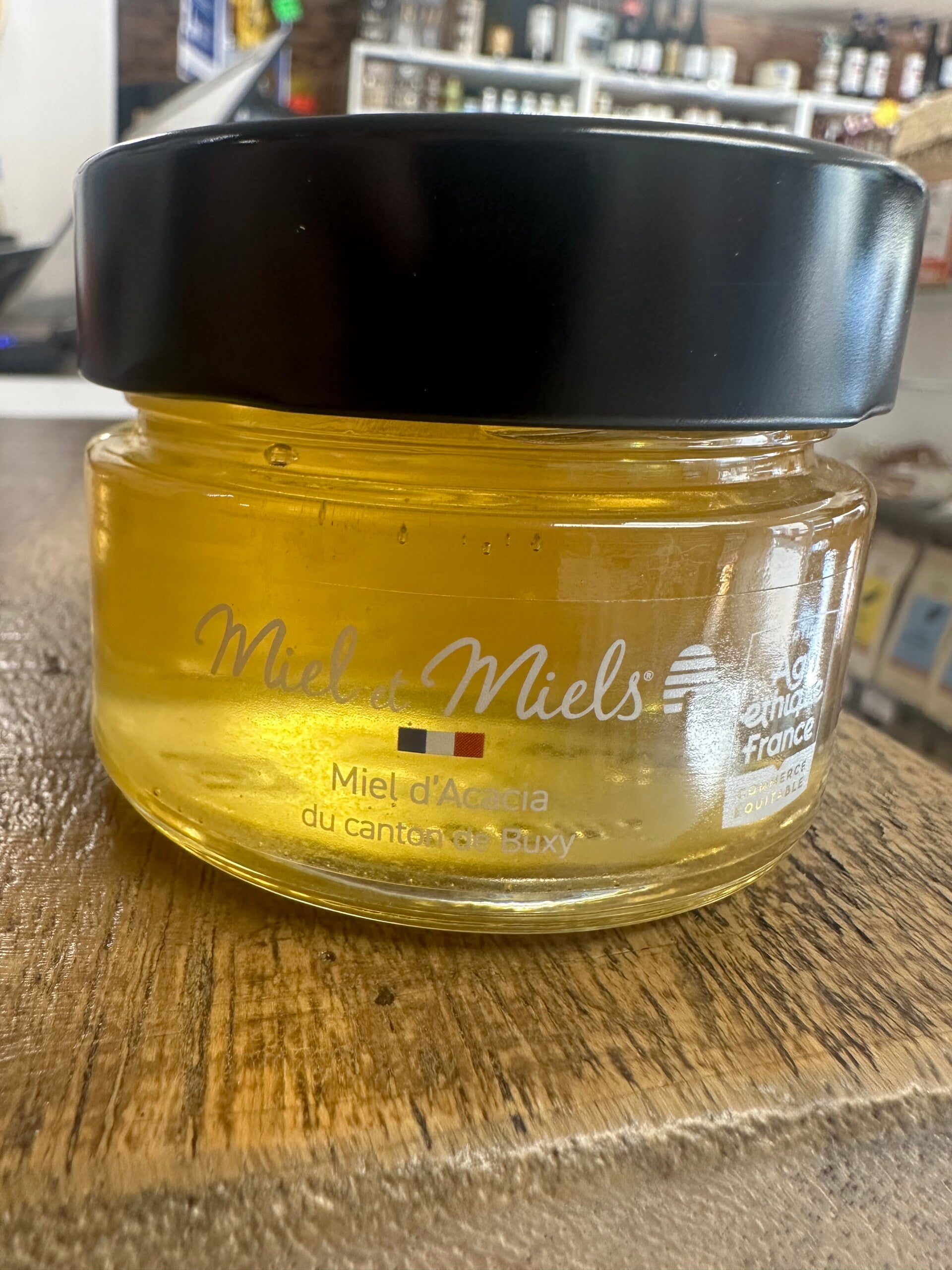 Miel d’acacia du canton de buxy