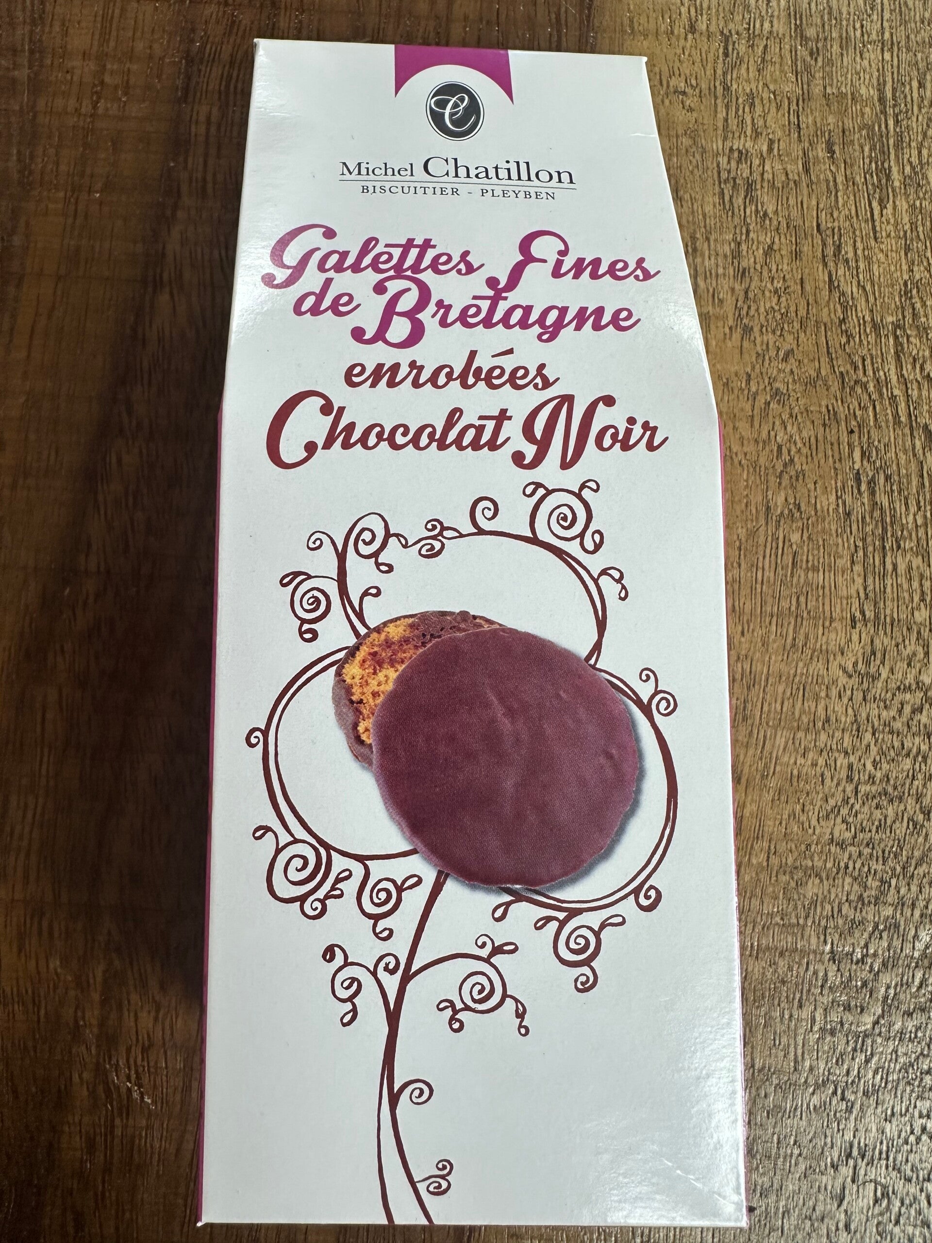 Galettes fines enrobées de chocolat noir
