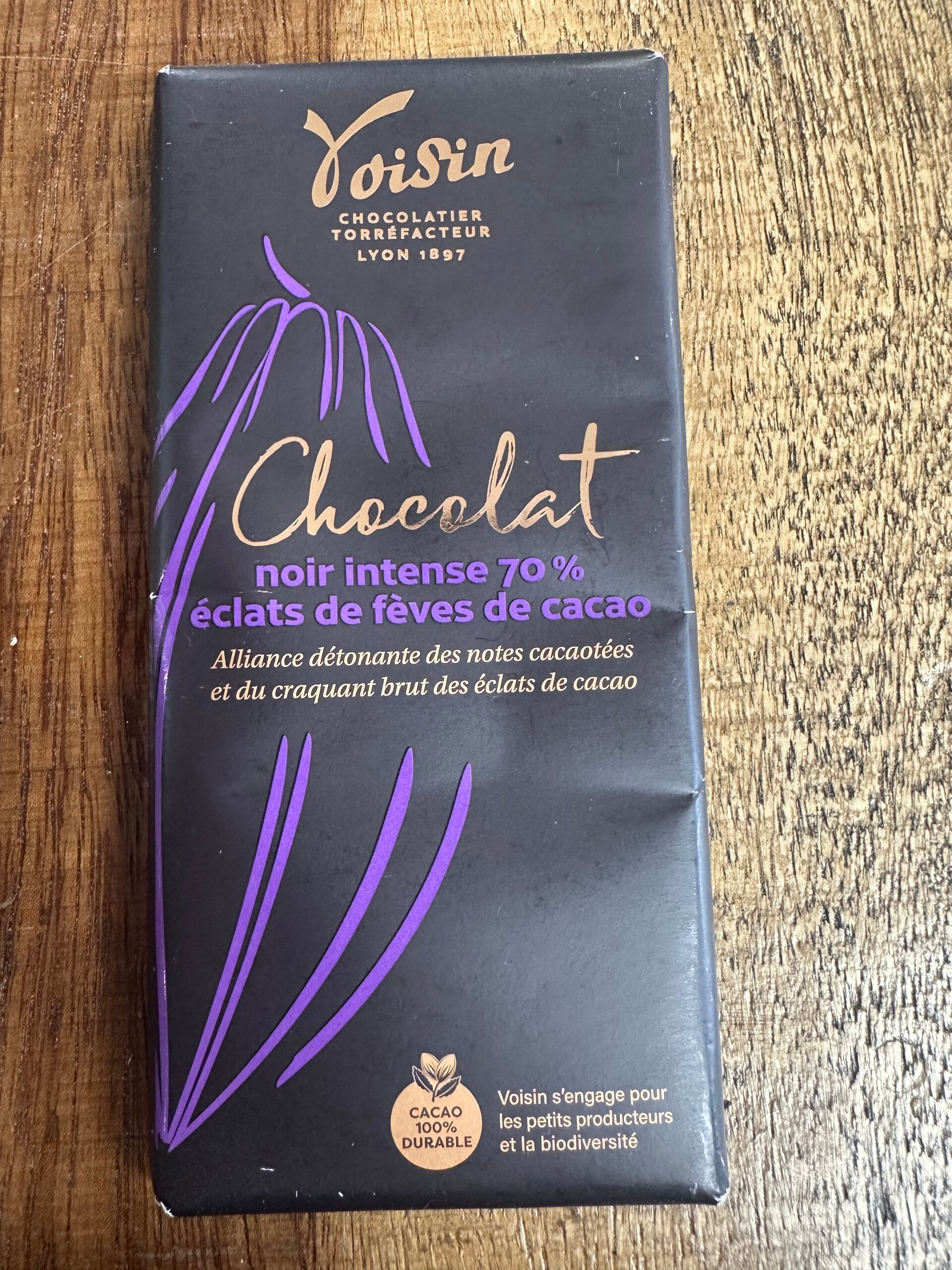 Tablette noir intense 70% éclats de fèves de cacao