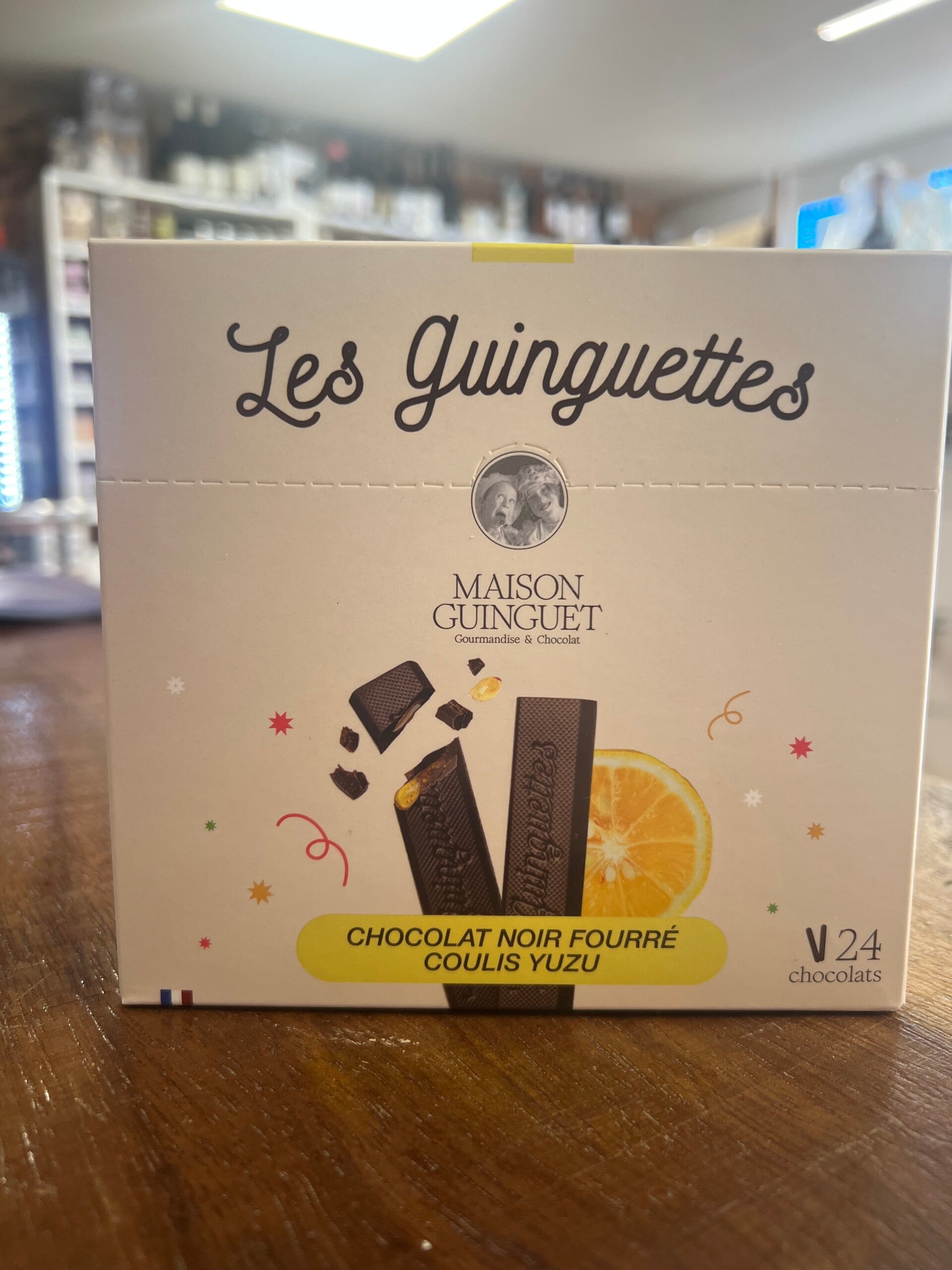LES GUINGUETTES, chocolat noir fourré coulis yuzu